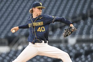 WVU sweeps doubleheader from Lipscomb to improve to 6-0 on season
